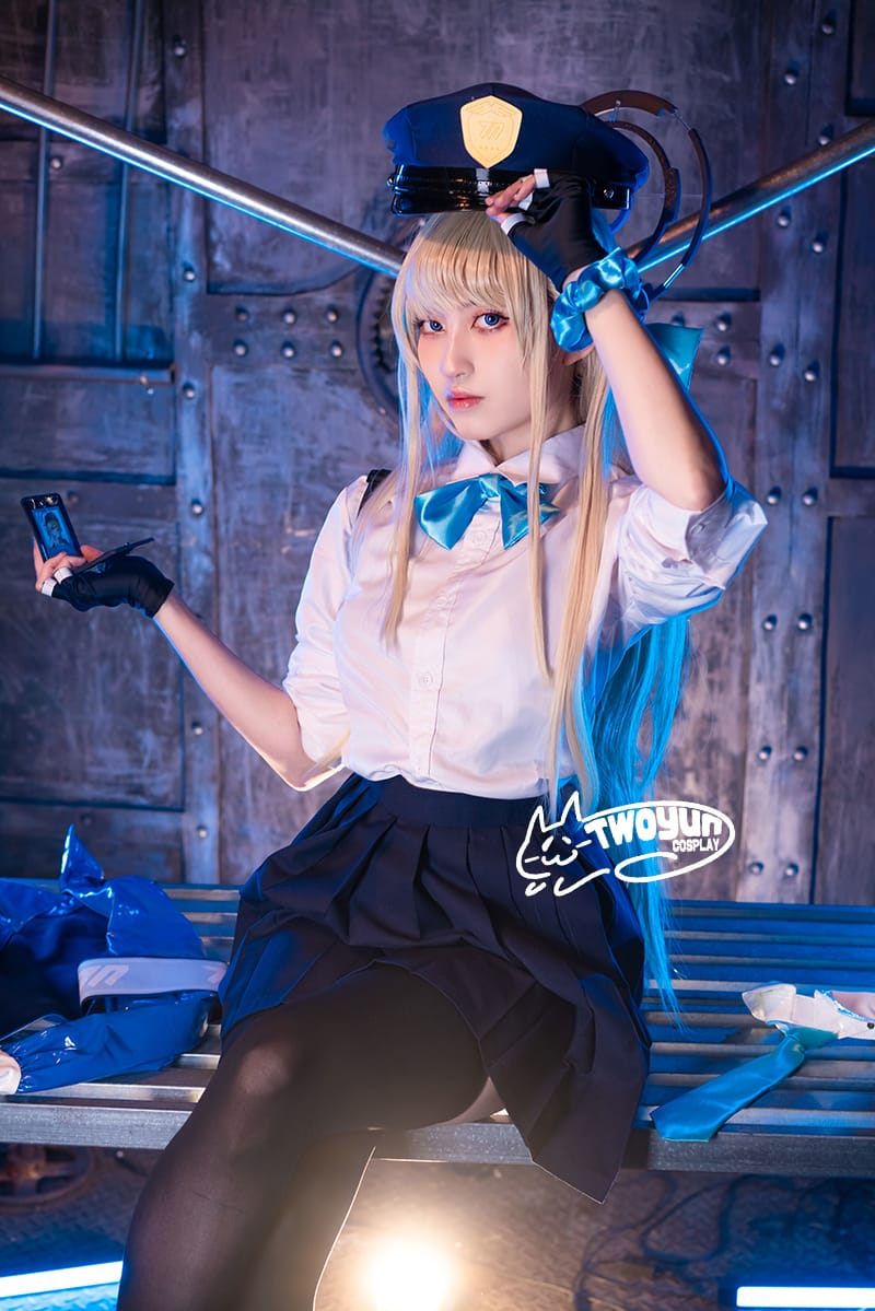 蔚藍檔案 飛鳥馬時警官服 / Blue Archive: Asuma Toki (Officer Uniform Ver.)